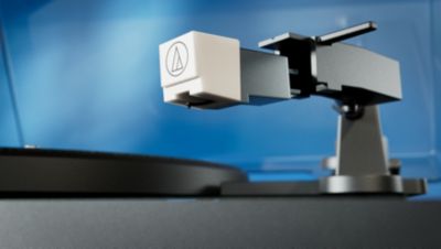 Replaceable stylus, removable dust cover, auto-stop