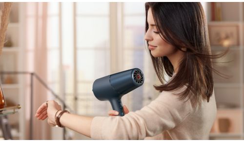 20 %** hurtigere tørring med kraftig luftstrøm på 2300 W.