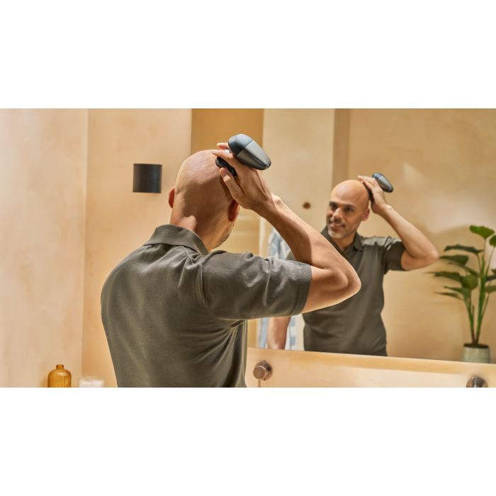 Head Shaver Pro 7000 Series Advanced Shaver with 90 min runtime