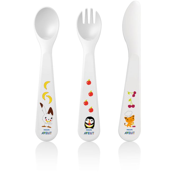 Des couverts adaptés pour que votre enfant apprenne à manger seul