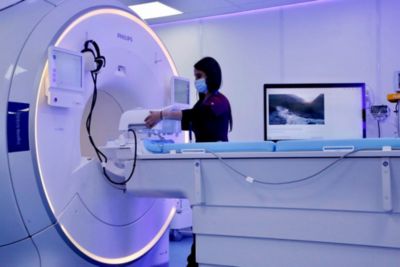 Philips BlueSeal 2.0 MR 5300 helium-free MRI system