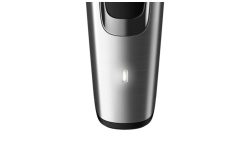 Le spie indicano quando la batteria è bassa, scarica, piena o in carica