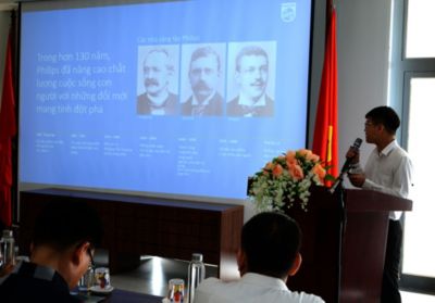 Bác sĩ Cao Xuân Lộc trình bày về các giải pháp chẩn đoán hình ảnh tại hội thảo