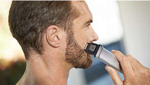 La afeitadora de precisión define los bordes de las mejillas, la barbilla y el cuello