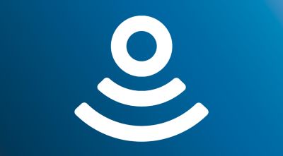 Povezuje pametnu dršku četkice i pametne glave četkice