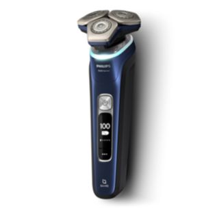 Shaver Series 9000 Rakapparat för våt- och torrakning med SkinIQ