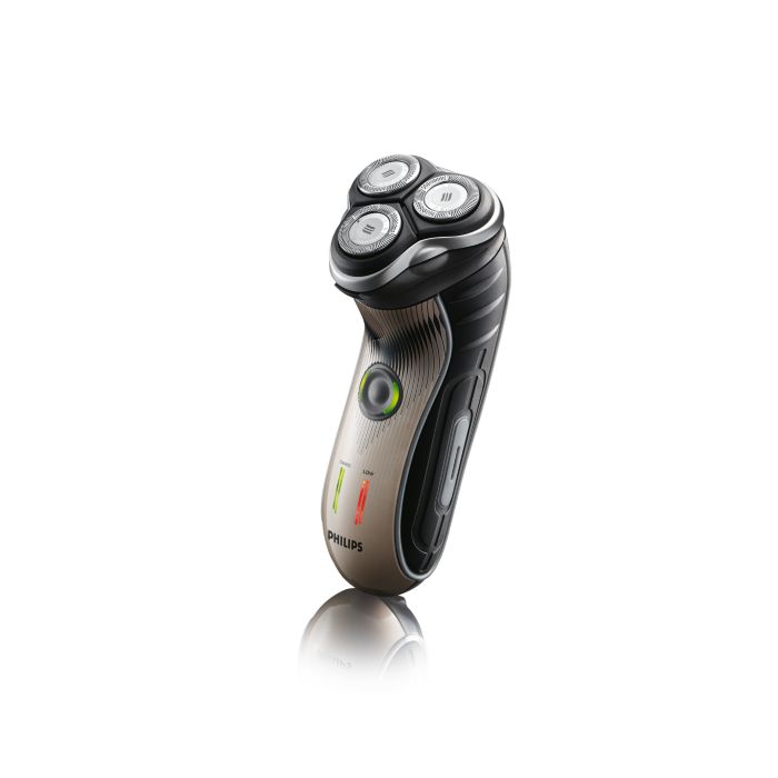 7000 Series Electric shaver HQ7360/17 | Philips