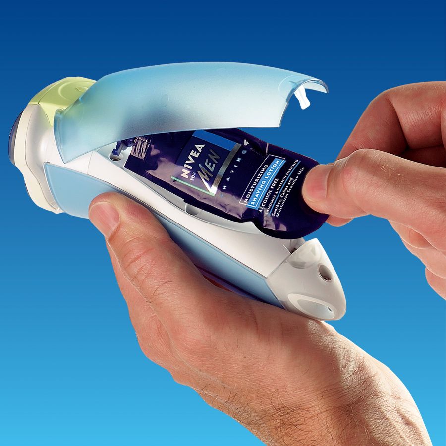 Menthol and vitamin enriched gel