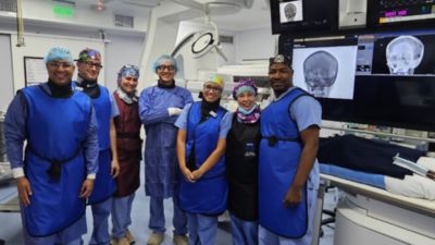 Procedimientos neurológicos guiados por imagen con Philips en Colombia
