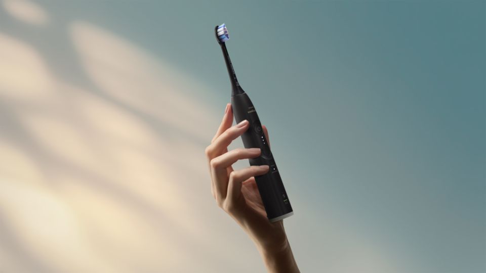 Series 6100 Rechargeable toothbrush HX7401/09 | Sonicare