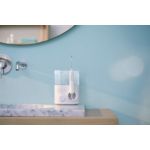 Flossing, reinvented. With Quad Stream technology