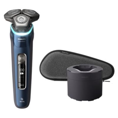 Shaver series 9000 搭载SkinIQ 技术的干湿两用电动剃须刀S9935/50