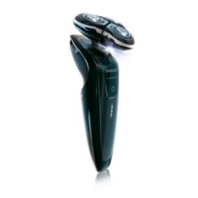 Wet and dry electric shaver