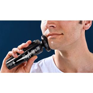 Shaver S9000 Prestige Wet and dry electric shaver, Series 9000