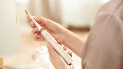 RFID*⁶対応ブラシで、最適なモードとブラシ交換をお知らせ
