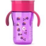 Pomáhá s přechodem na dospělácký způsob pití