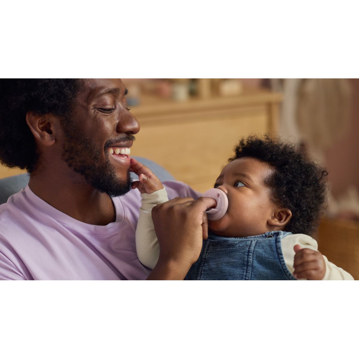 Avent Super Soothie Pacifier - thumbnail 4