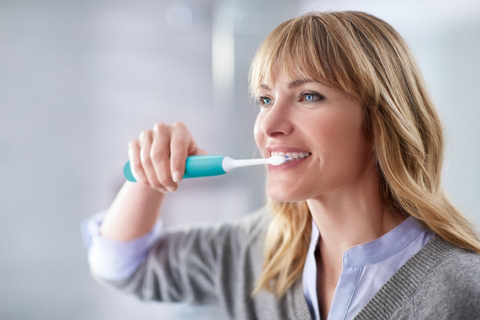 ProtectiveClean 4100 Sonic electric toothbrush HX6812/01 | Sonicare