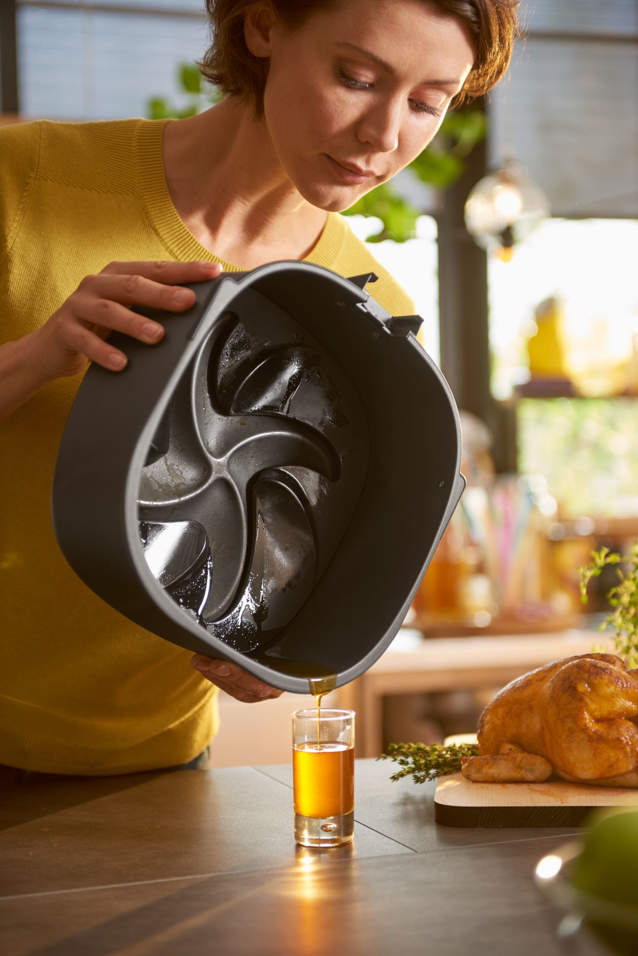 Philips Premium Airfryer XXL with Fat Removal Technology and Grill Pan  Accessory