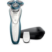 Shaver series 7000 干湿两用电动剃须刀