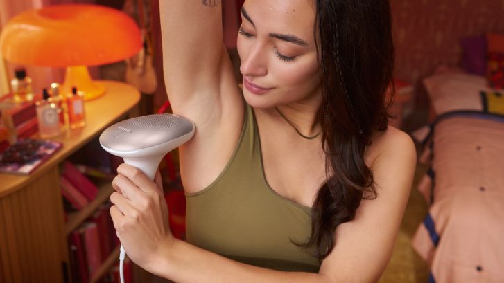 Philips Lumea IPL 7000 Series