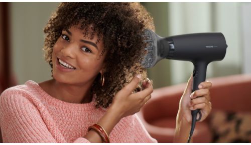 Większa objętość, większa grubość, stylowe i sprężyste loki