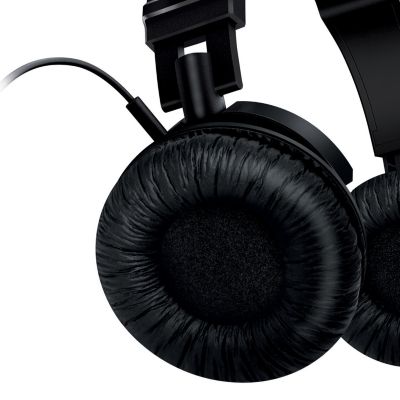 Adjustable earshells and headband fits the shape of any head