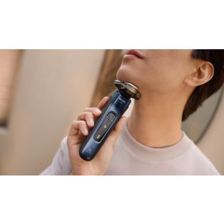 i9000 Rasoio elettrico Wet & Dry con SkinIQ