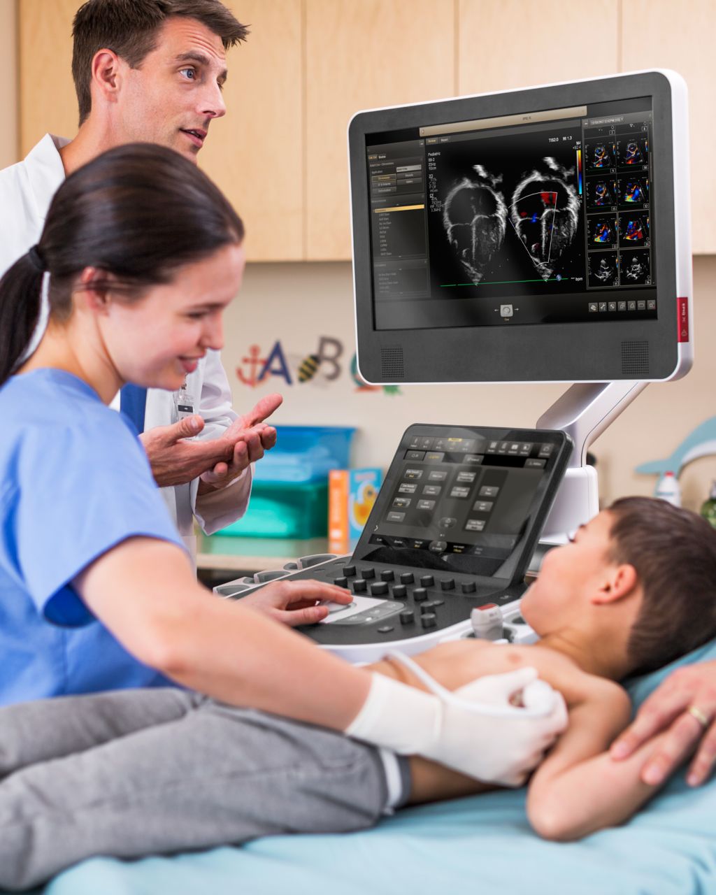 doctor and patient reviewing CV ultrasound images