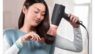 Concentrateur fin pour les retouches et les détails de votre coiffure