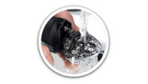 Washable shaver with QuickRinse system