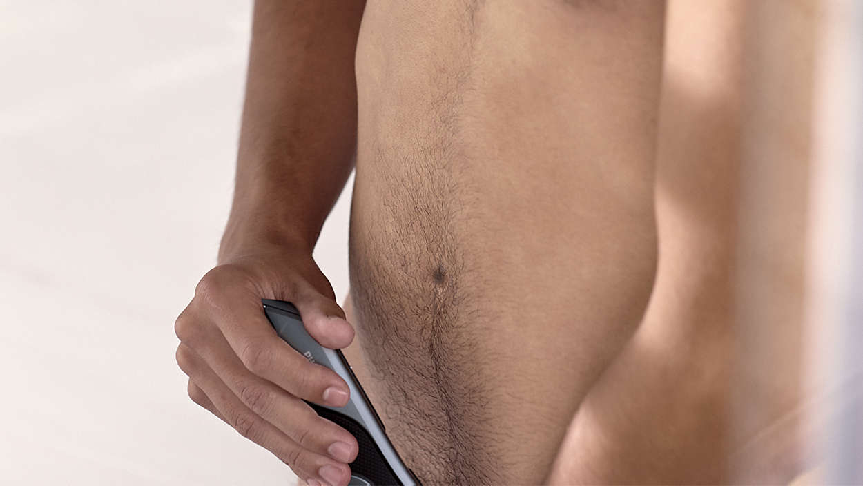 Как правильно брить интимную зону мужчине бритвой. Триммер для бритья лобка. Машинка для стрижки волос на лобке.
