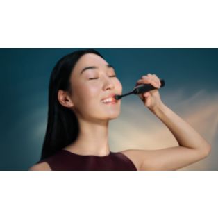 Sonicare DiamondClean Prestige Sonic electric toothbrush with SenseIQ - Blue