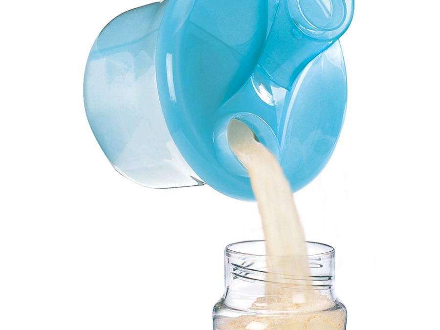 Uchová dostatočnú sušenú dávku na tri kŕmenia 260 ml/ 9 oz