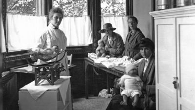 Philips health service in 1923