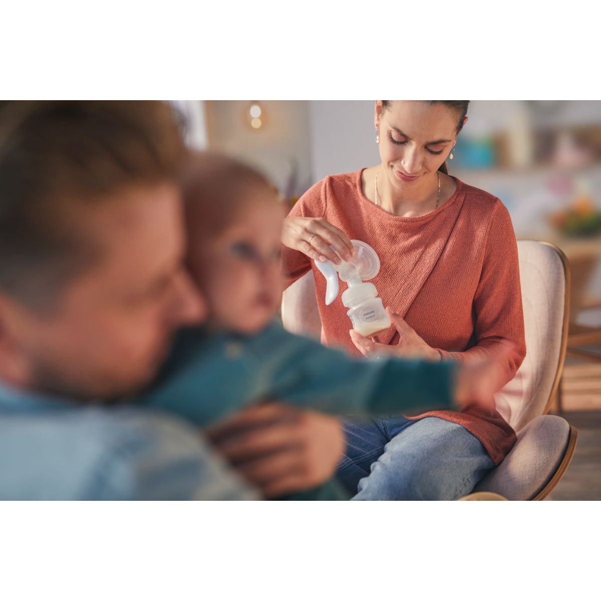 Avent Manual Breast Pump - thumbnail 4