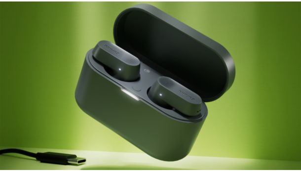 Always ready. Pocket-sized charging case and mono mode