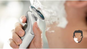 飞利浦防水干湿双剃设计可提供利落的干剃和清爽的湿剃