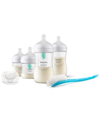 Natural Response Baby Bottle with AirFree Vent Baby Gift Set