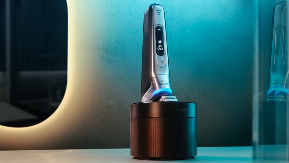 Shaver series 9000 ウェット&ドライ電動シェーバー S9985/50 Shaver series 9000 ウェット&ドライ電動シェーバー S9985/50