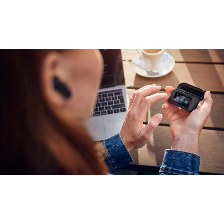 Great sound, multitasking smart case