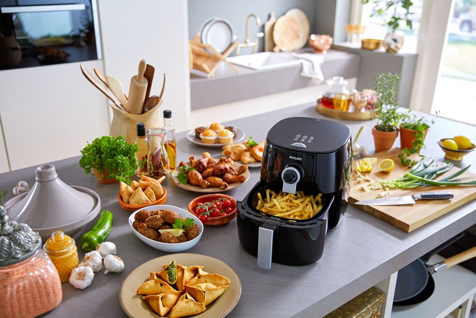 Philips Airfryer, The Original Airfryer, Fry Healthy with 75% Less