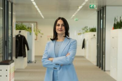 Professionele vrouw in kantooromgeving