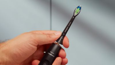 Advanced cleaning for stain removal and whiter teeth