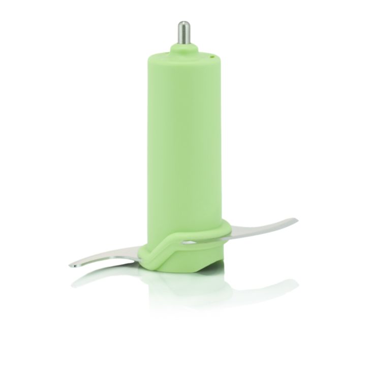 Chops and blends ingredients