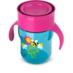 Napomáha dieťaťu naučiť sa piť z pohára