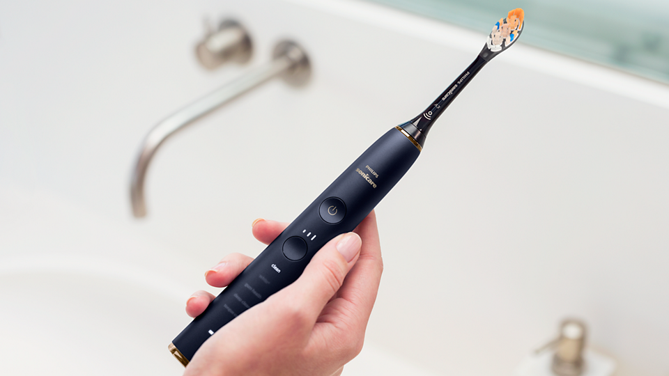 DiamondClean Smart 9700 Sonic electric toothbrush with app DiamondClean Smart 9700 Sonic electric toothbrush with app