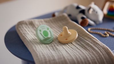 One-piece design, made from 100% medical-grade silicone