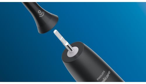 Click-on design for simple brush head placement