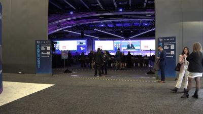 Interventional cardiologist discussing iMODERN trial results at TCT conference (Video thumbnail)

